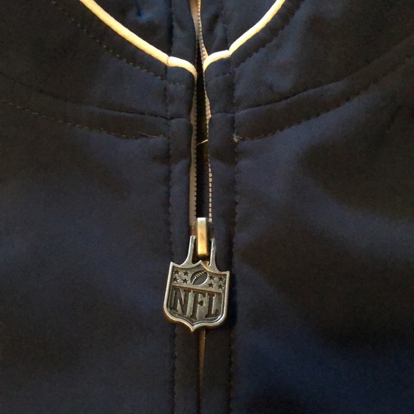 NFL Patriots Jacket - Picture 5 of 6